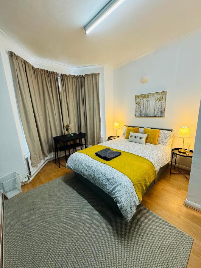 2 Bedrooms House Near Central London Luaran gambar